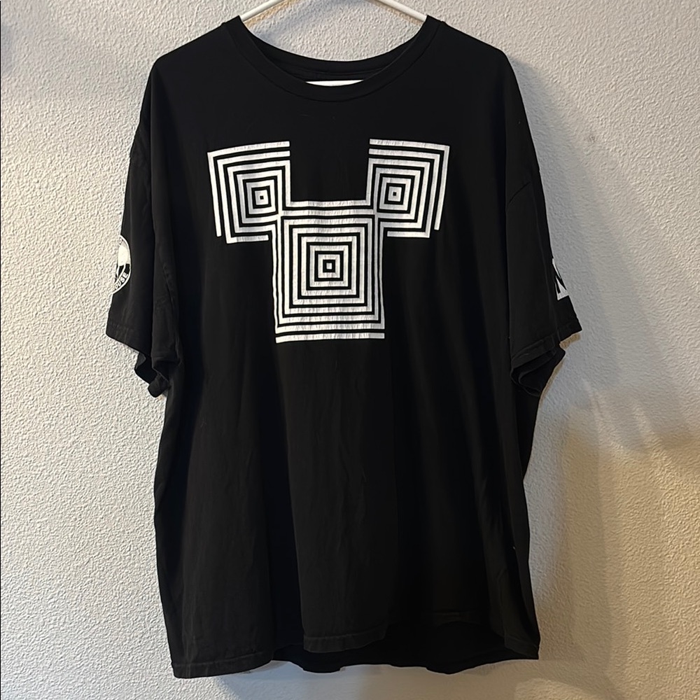 Neff and Disney graphic tee size XXL